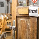 Altes Stadttor كاستلاون