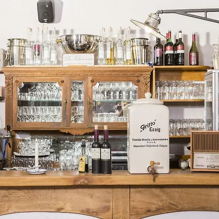 Altes Stadttor 3* קסטלאון