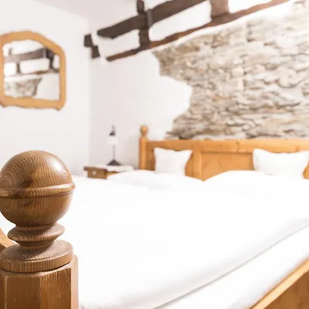 מלון Altes Stadttor 3*