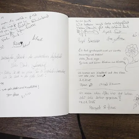 Altes Stadttor 호텔 카스텔룬