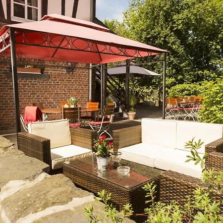 Altes Stadttor 3*